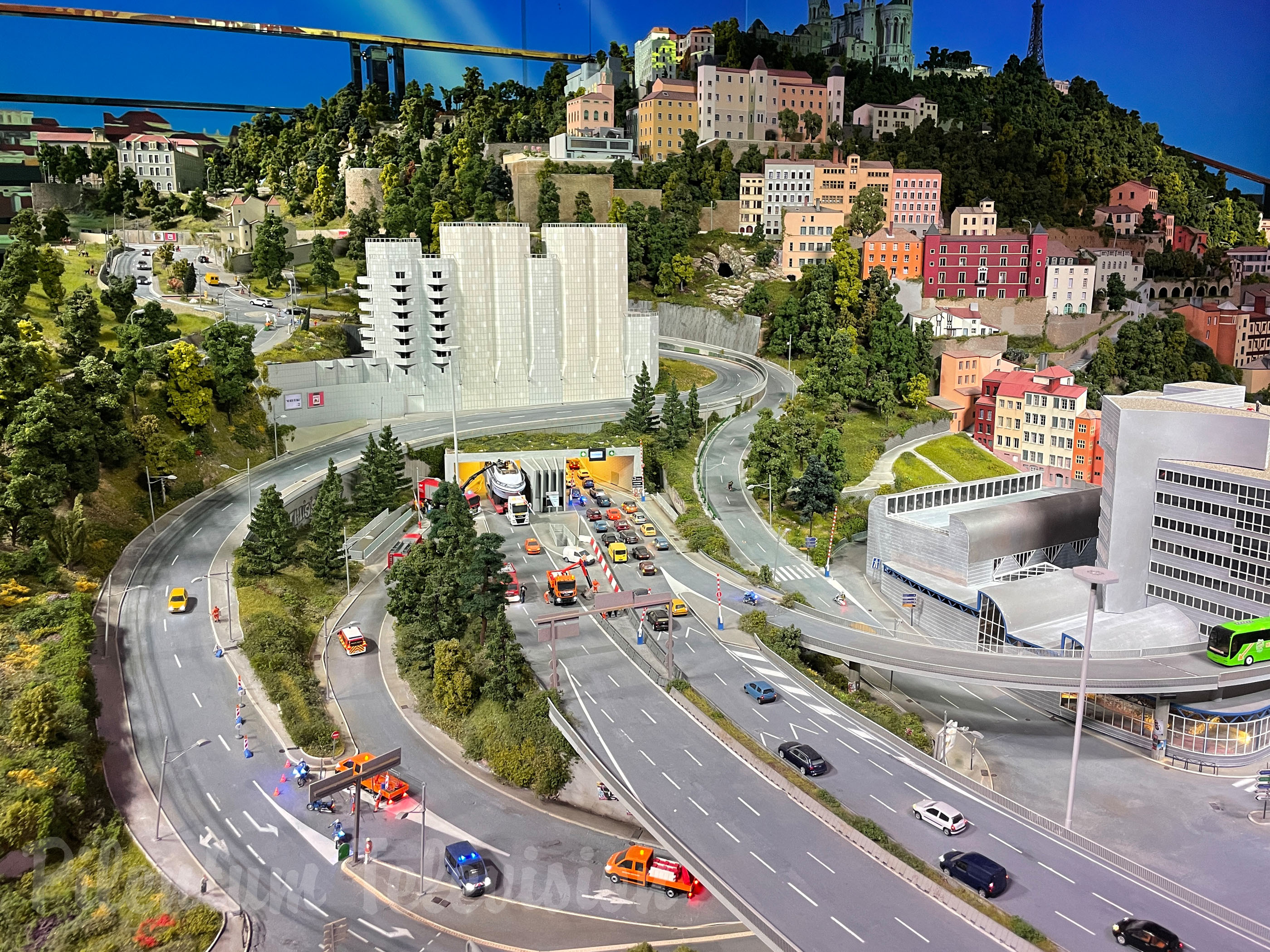 Mini World Lyon - La plus grande maquette de train miniature à l’échelle H0 de France